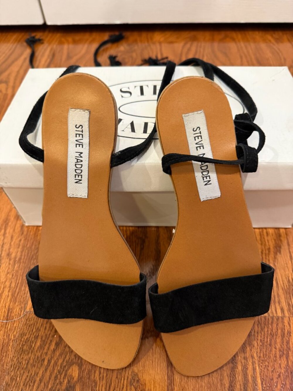 Steve Madden Kapri Black Suede Lace-Up Sandals Size 6